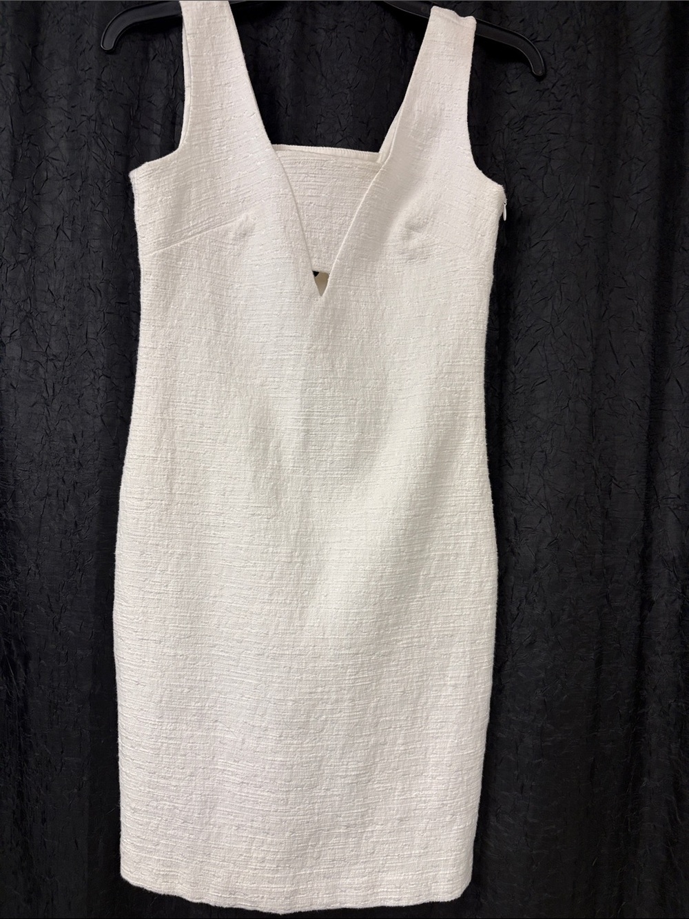 Trina Turk White Textured V-Neck Midi Sheath Dress